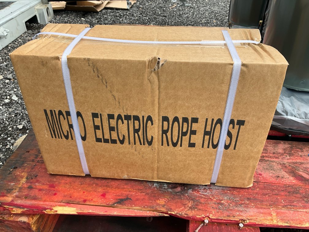 Unused 2025 ZJZ Electric Hoist - Middlefield, Ohio