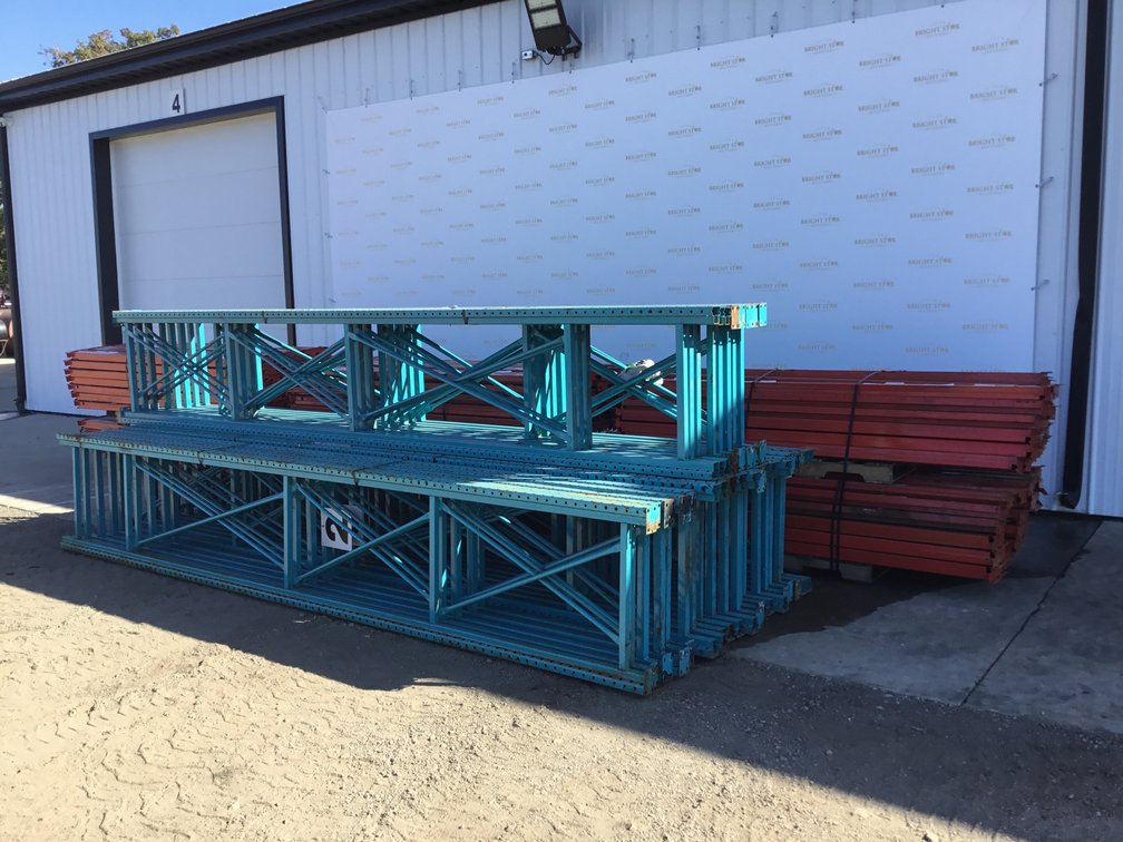 Pallet Racking Upright Frames and Cross Beams