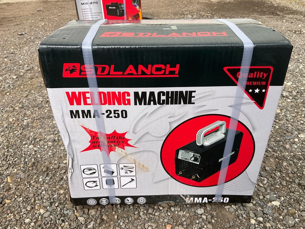 Unused SDLANCH MMA-250 Inverter Welding Machine - Middlefield, Ohio
