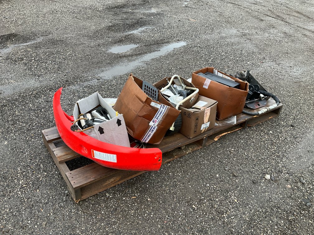 Hydraulic Bracket Assembly, Red Shroud, Retractable Cord Reels, Hardware, and More
