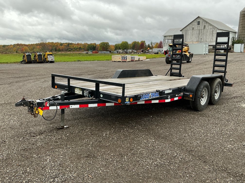 2016 Load Trail Tandem Axle Equipment Trailer