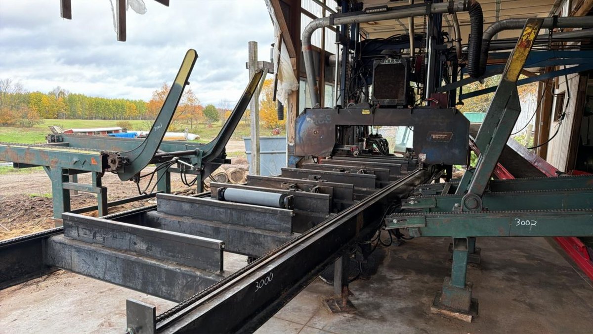 Tru-Cut Stationary Bandmill  - Tru Cut Hardwoods, Tustin, MI