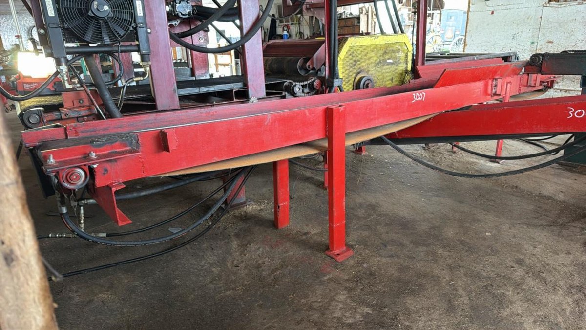 Belt Conveyor  - Tru Cut Hardwoods, Tustin, MI