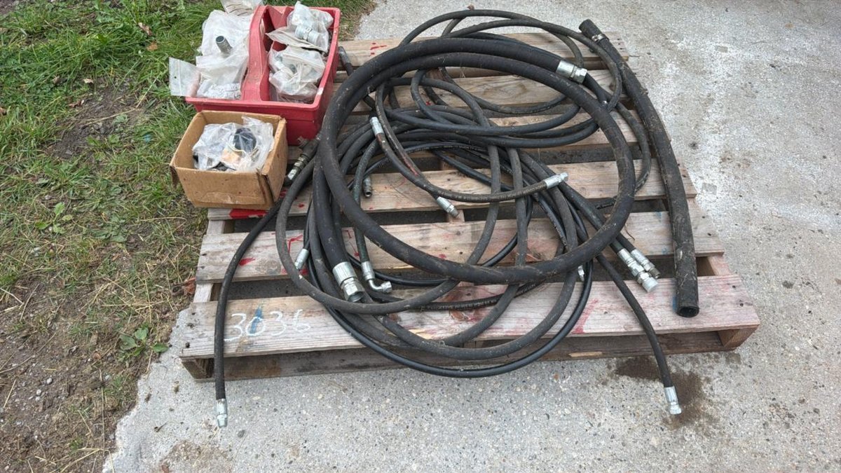 Hydraulic Hoses and Fittings  - Tru Cut Hardwoods, Tustin, MI