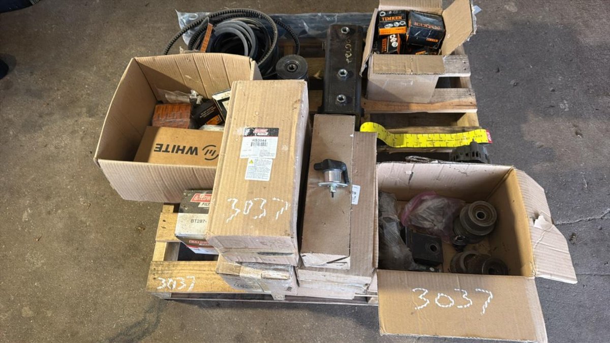 Skid of Mill Parts  - Tru Cut Hardwoods, Tustin, MI