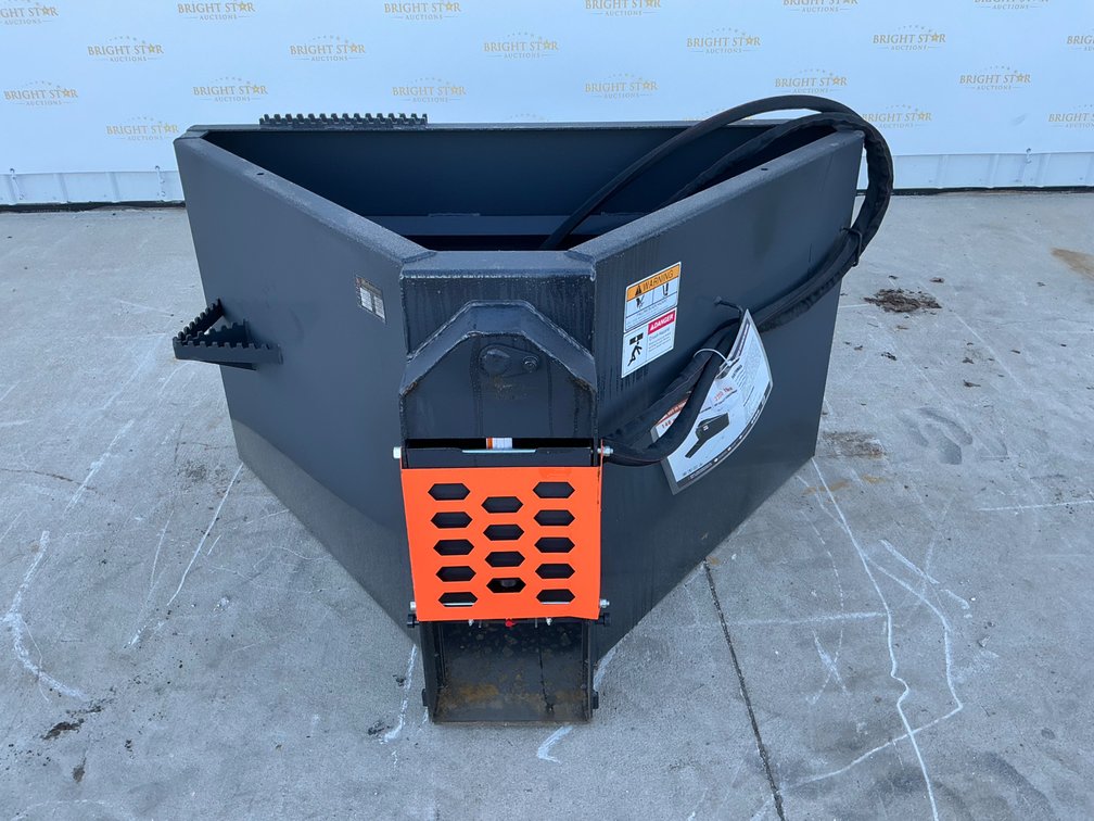 Unused Wolverine CCT-11-148V Skid Steer Concrete Chuter - Middlebury, IN