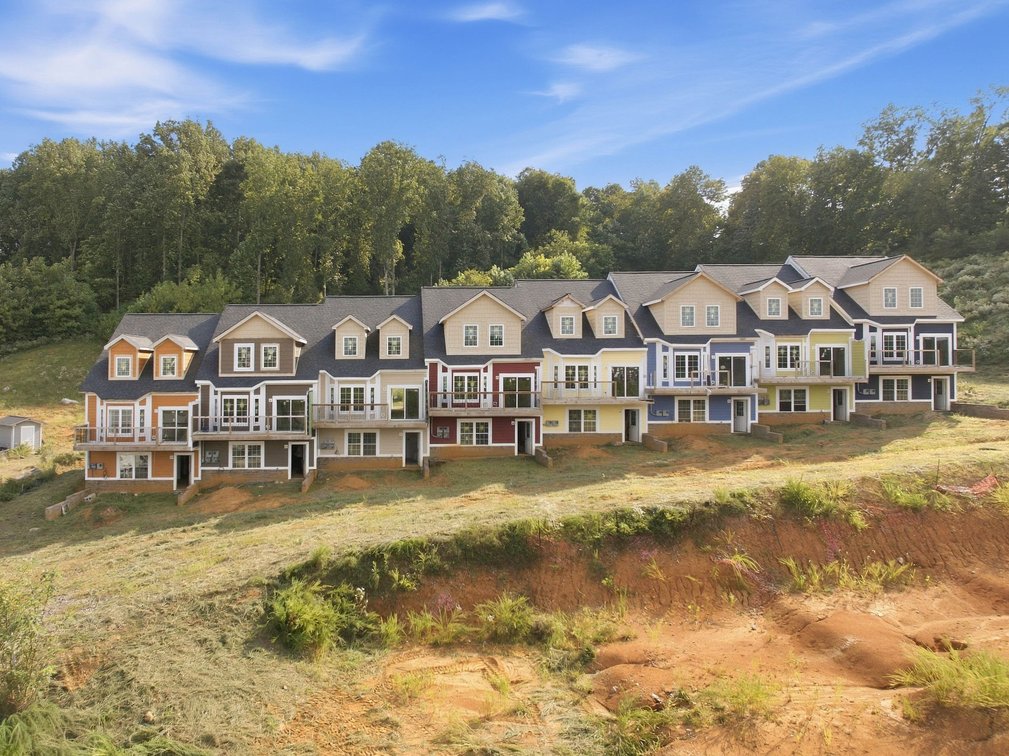 Foreclosure Auction | 16-Unit Development on 10.50± Acres, Bristol, VA 24201