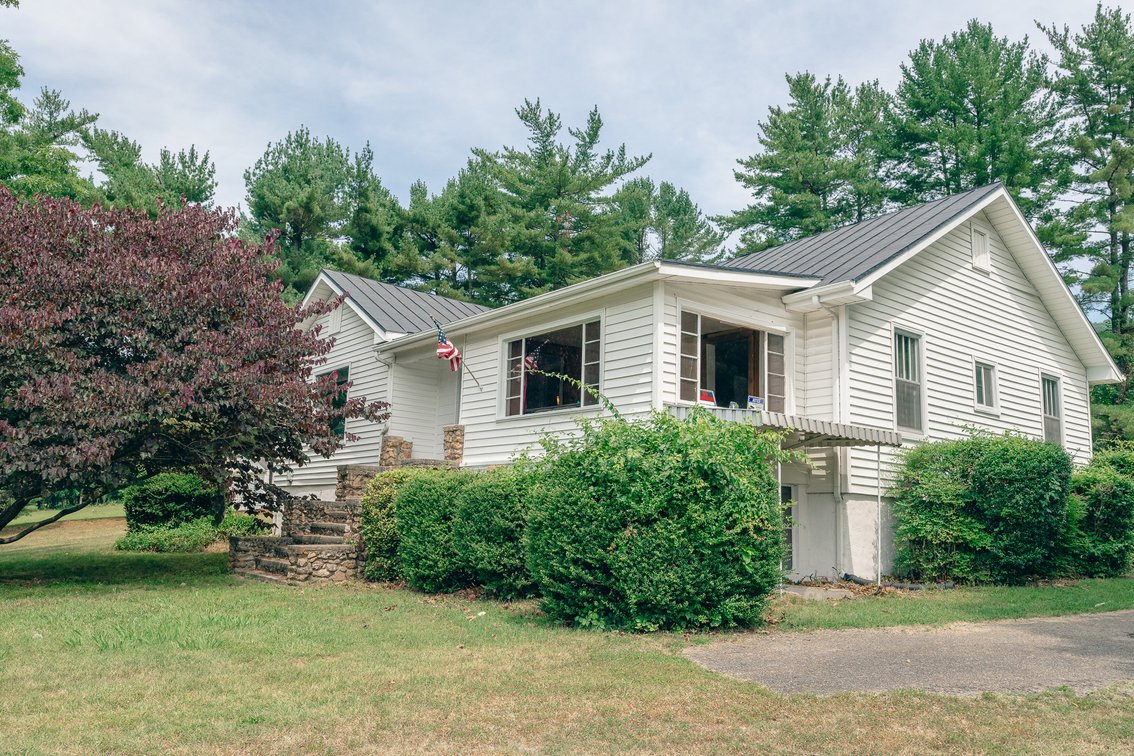 Real Estate Auction - 13961 W Lynchburg Salem Turnpike, Blue Ridge, VA 24064