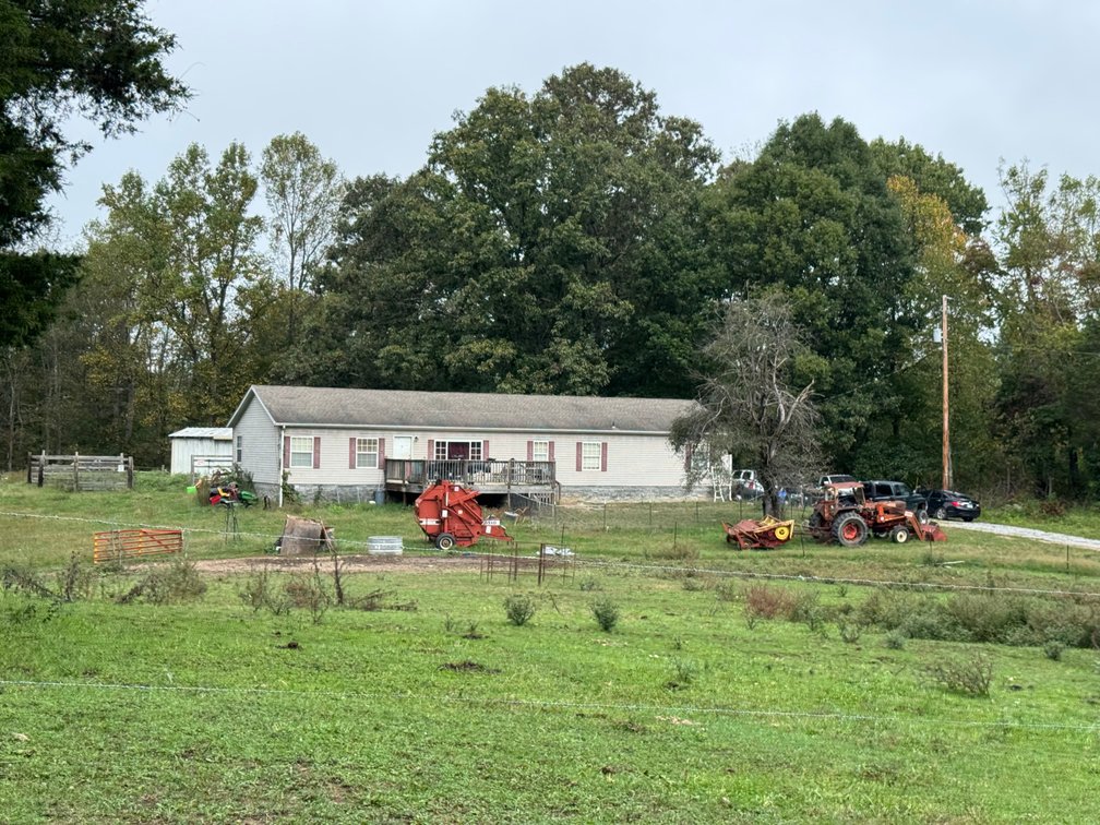 Absolute Foreclosure Auction - 213 Walnut Grove Rd, Narrows, VA 24124