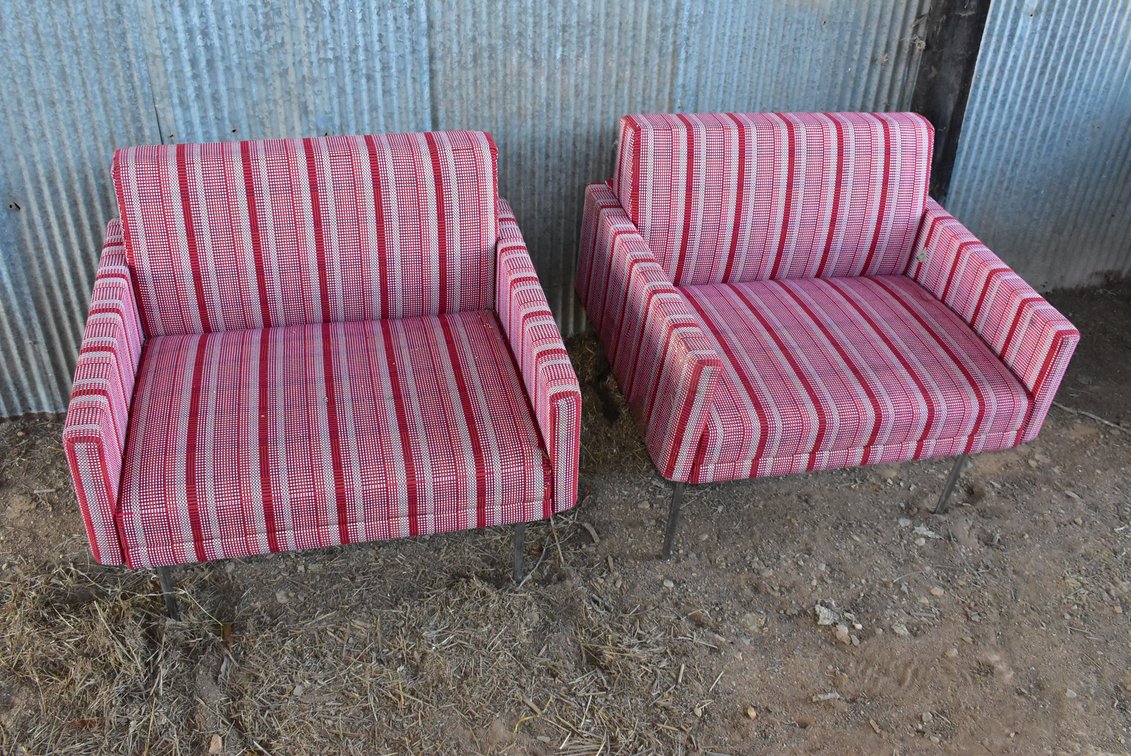 (2) Chairs