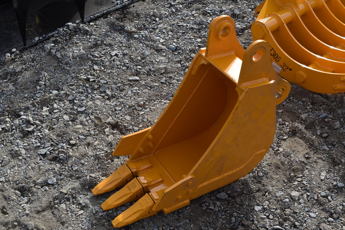 12” Excavator Bucket