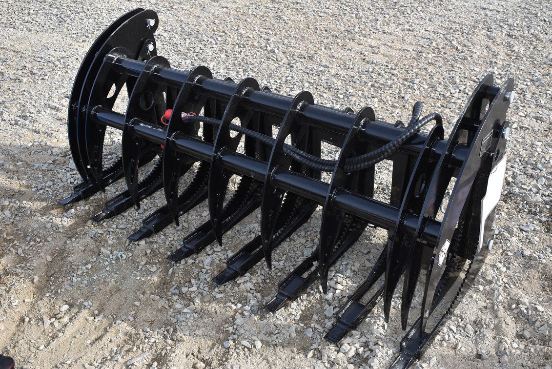 GIYI Skid Steer Grapple Bucket