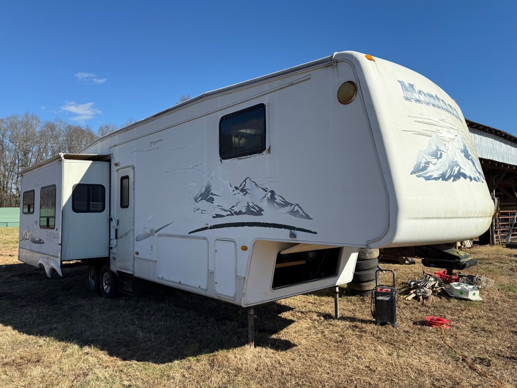 Montana Camper