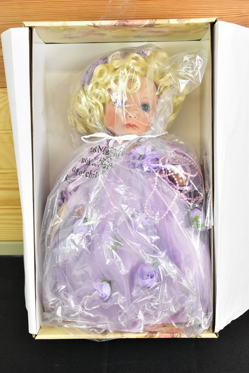 Lee Middleton Moments “Forget Me Not” Doll