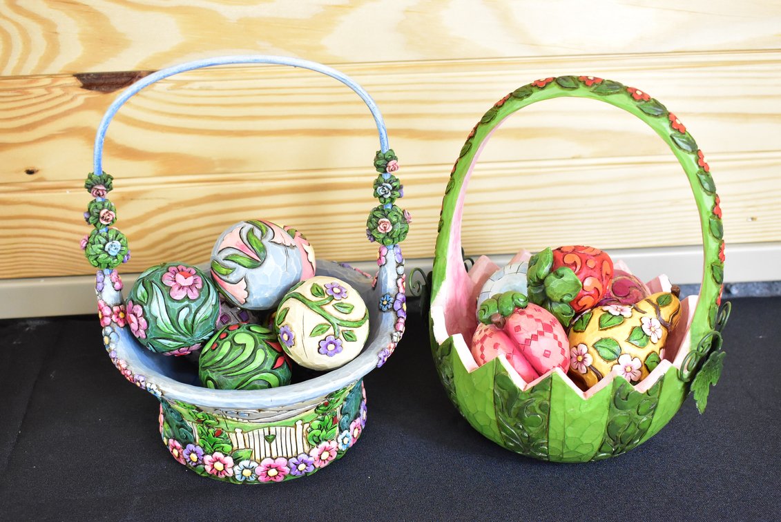Jim Shore “Blossoms Of Spring” & “A Taste Of Summer’s Goodness” Basket Figurines