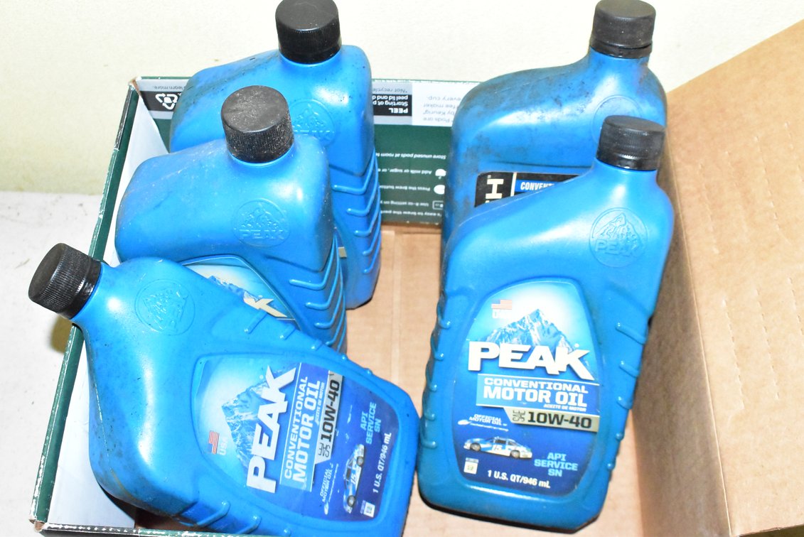 5 Quarts Peak 10W-40 Motor Oil