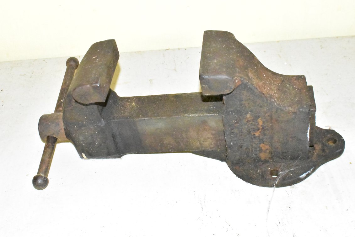 Bench Vise