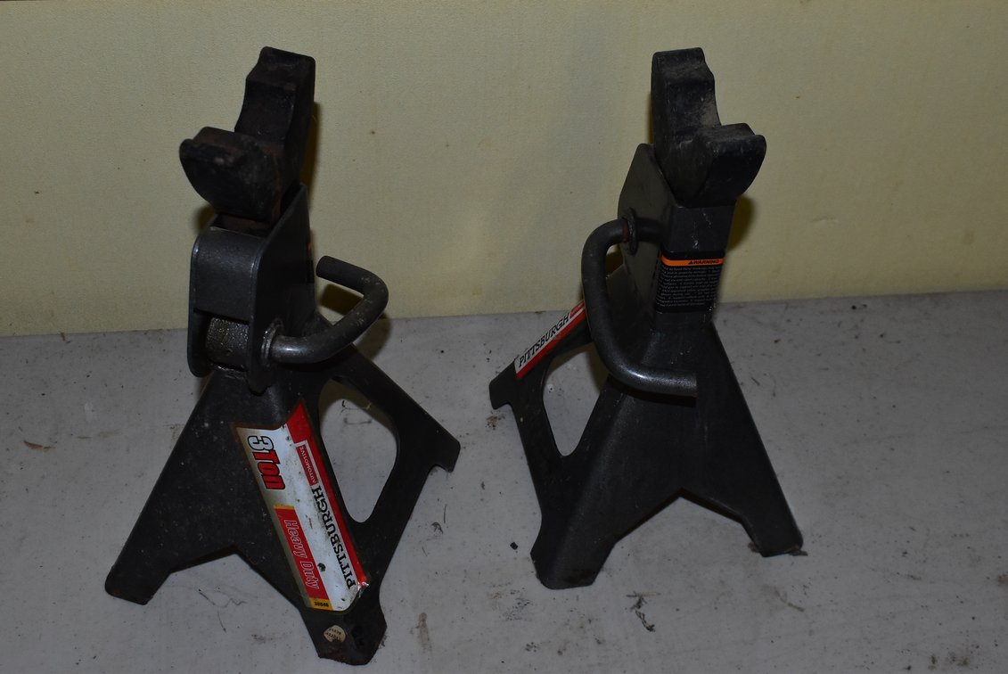 Pair 3 Ton Jacks