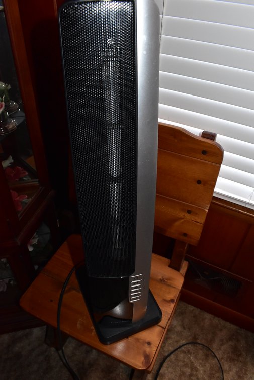 Lasko Movable Air Heater