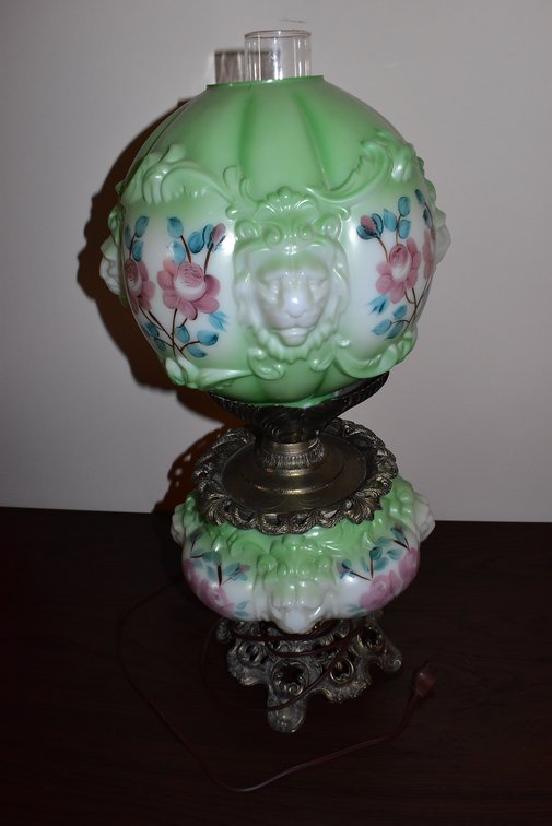 Antique Gone w/ the Wind Hurricane Lamp