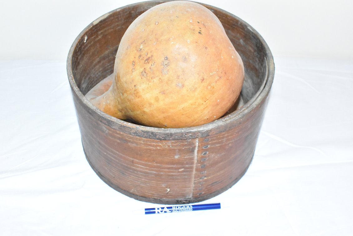 Primitive Bentwood Measuring Bin w/ Gourd