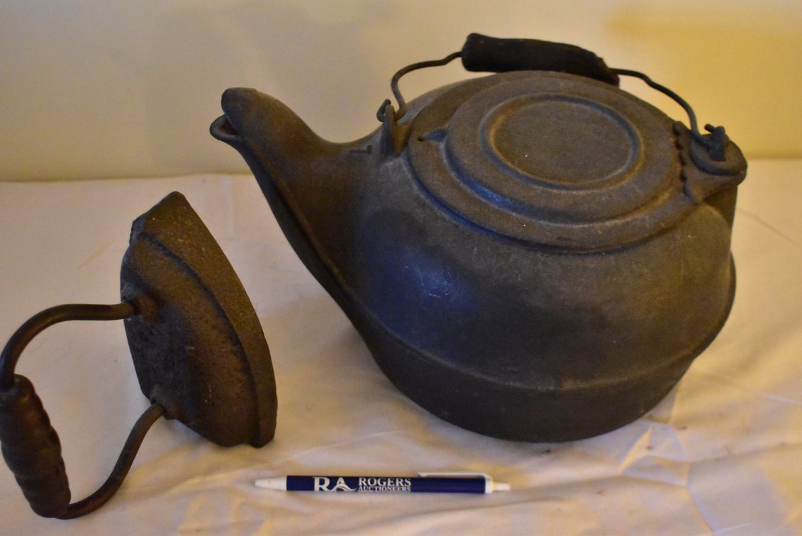 Cast Iron Kettle & Flat Iron