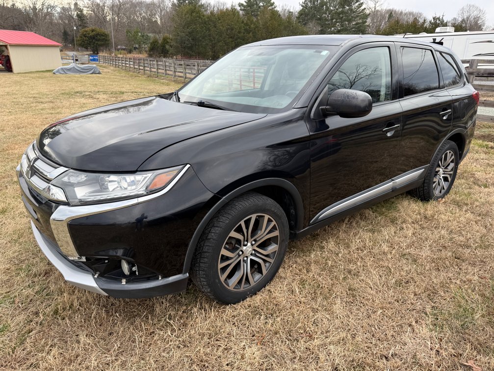 2016 Mitsubishi Outlander SUV *See Video