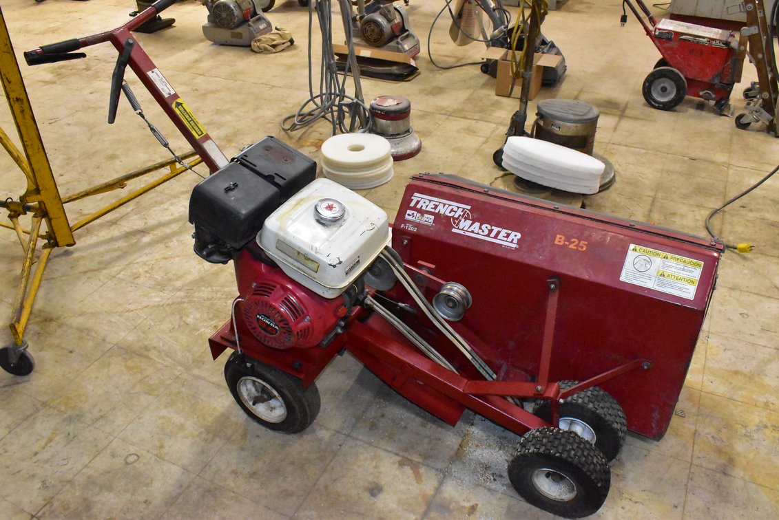 Trench Master F-1202 Edging Machine