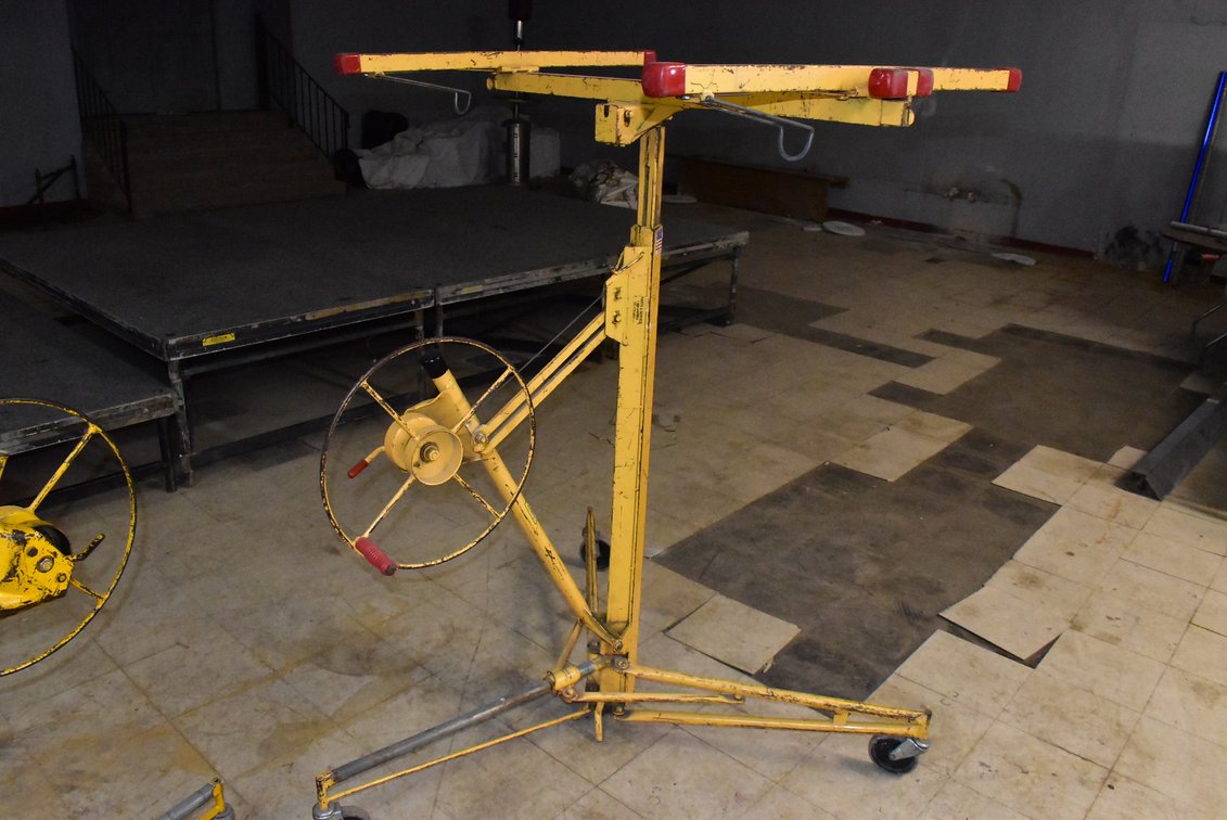 Drywall Panel Lift
