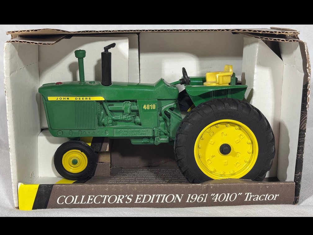 John Deere 4010