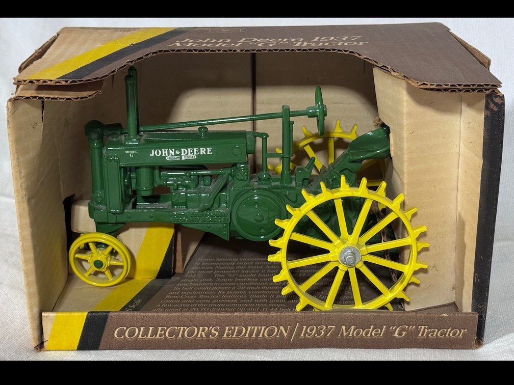 John Deere 1937 Model "G"