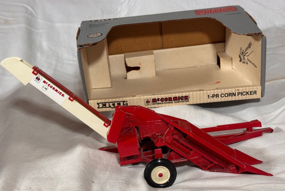 McCormick 1-PR Corn Picker