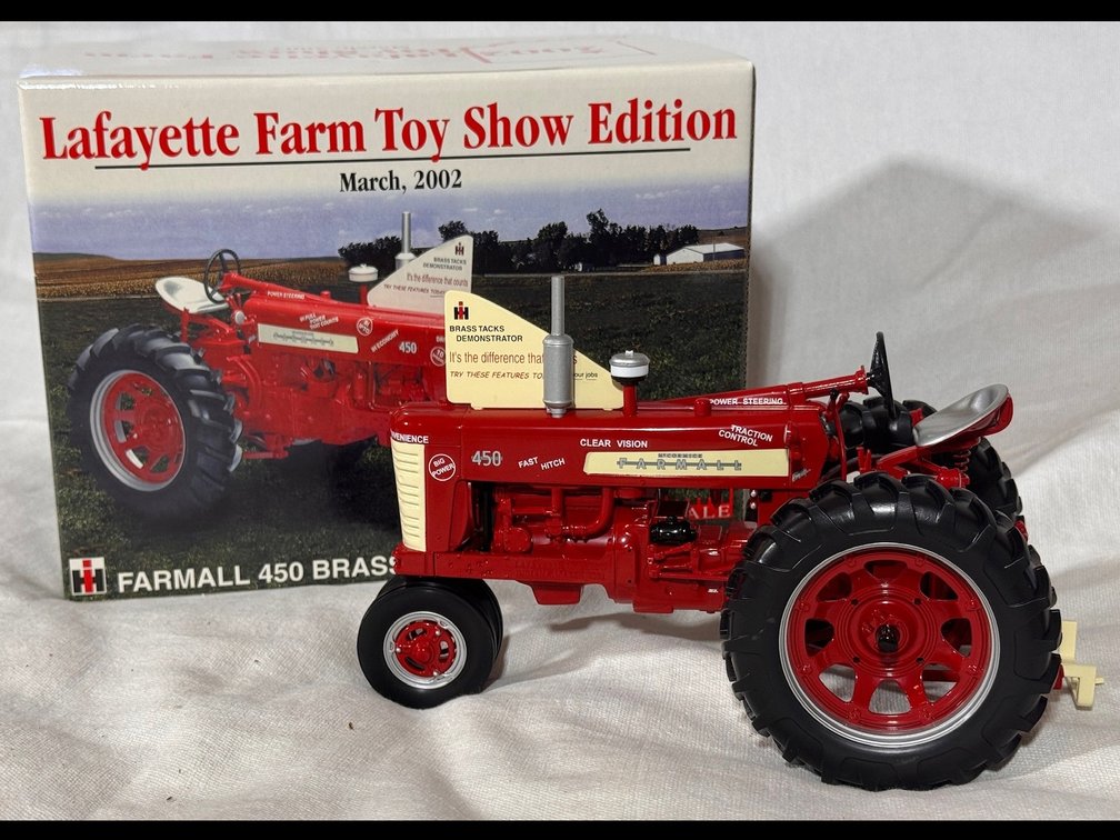 Farmall 450 Brass Tacks Demonstrator