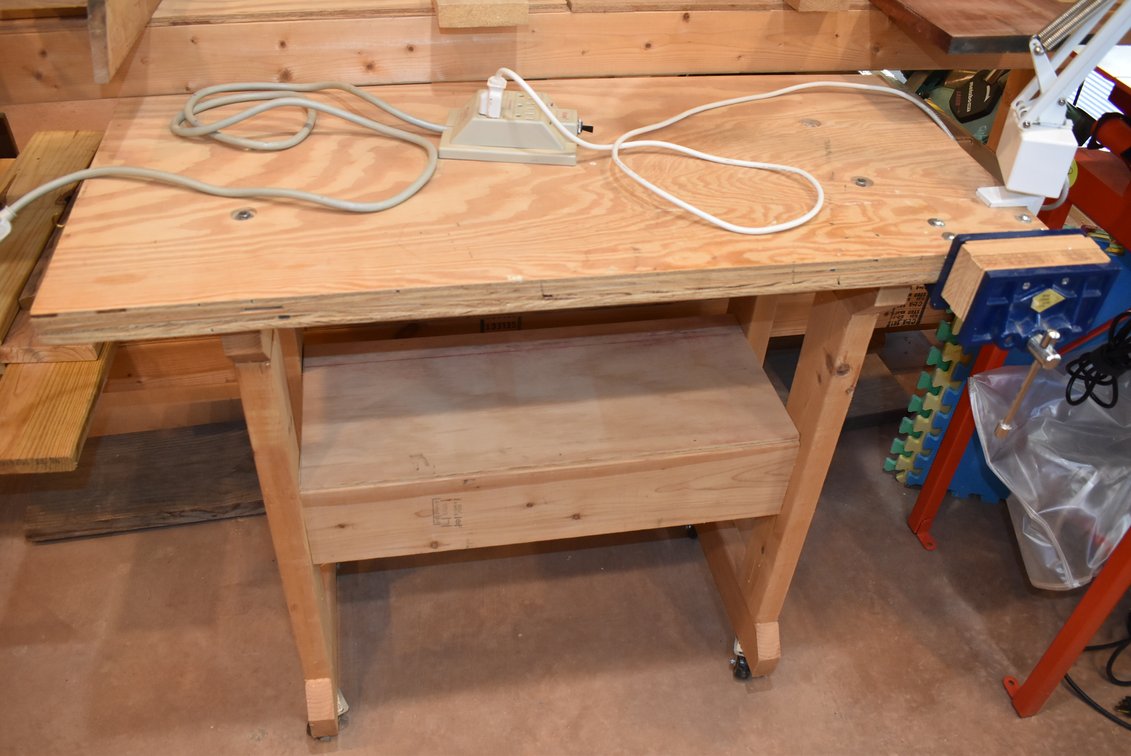 Rolling Bench w/ Vise