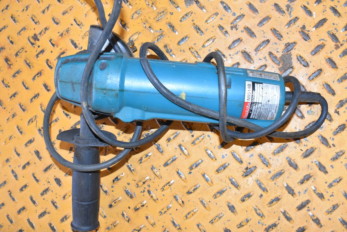 Makita Disc Grinder