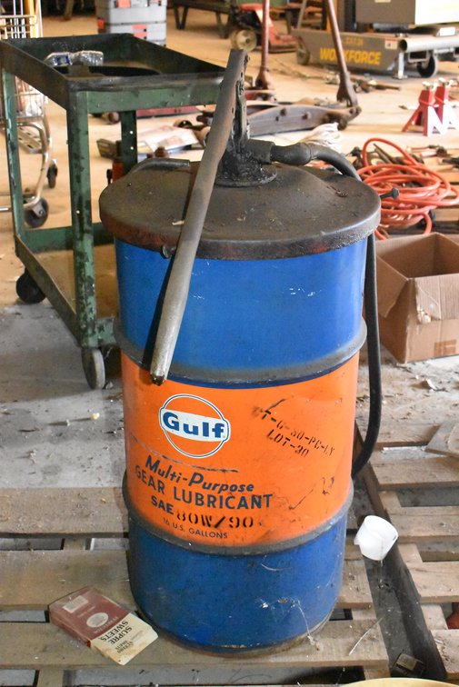 Gulf Multi-Purpose Gear Lubricant Barrel w/ Pump