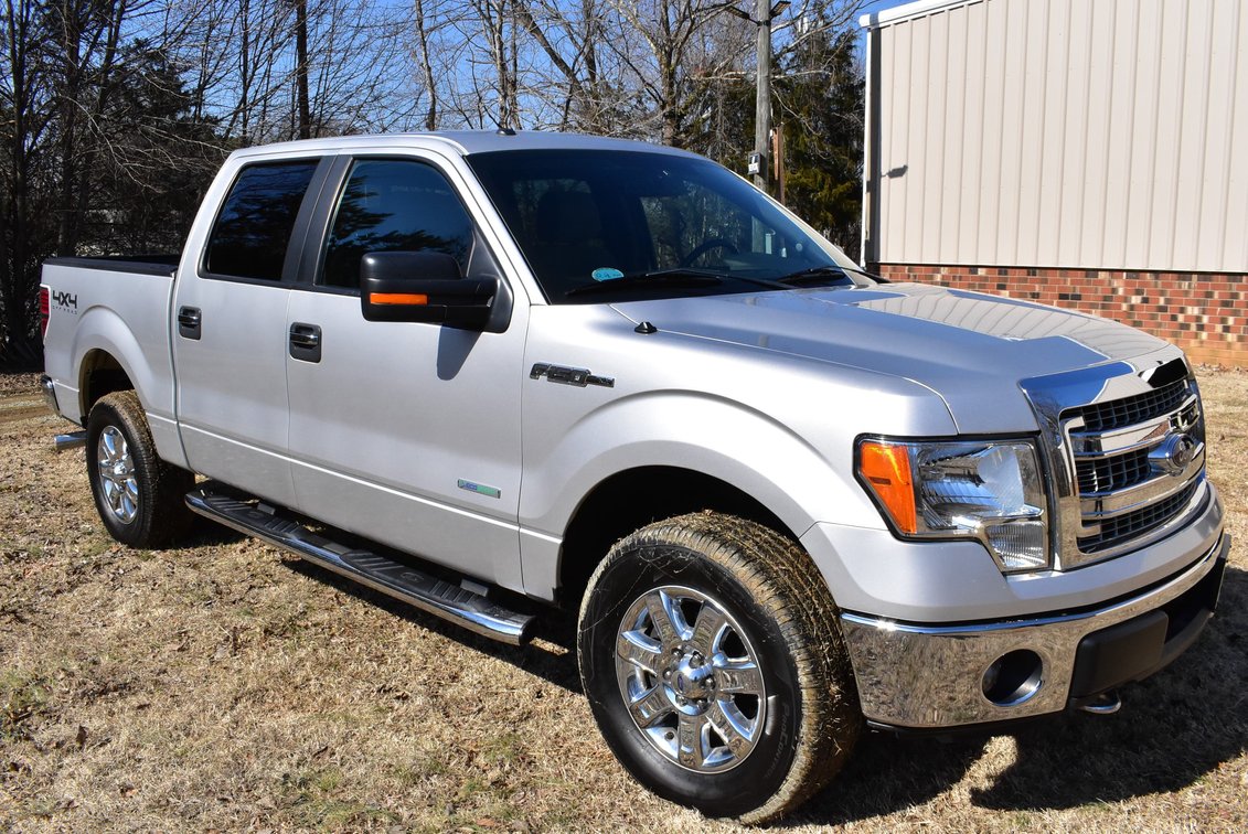 2013 Ford F-150 XLT 4x4 Crew Cab Truck - ONLY 43k Miles