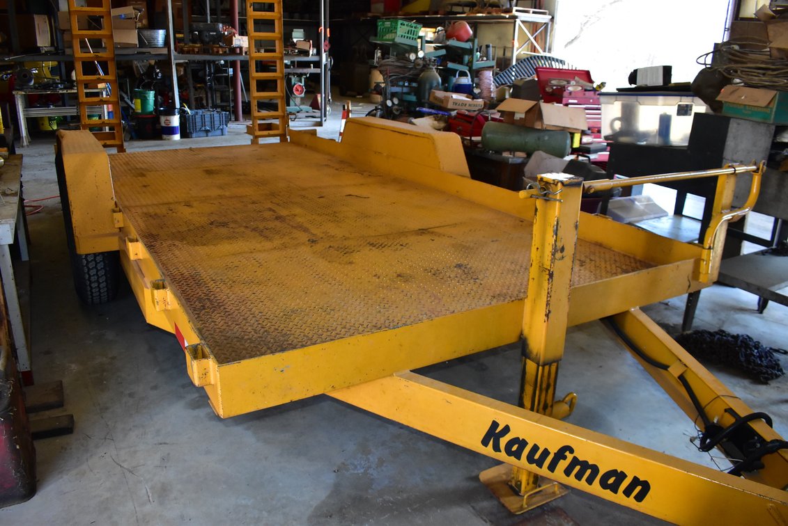 16' Kaufman Trailer