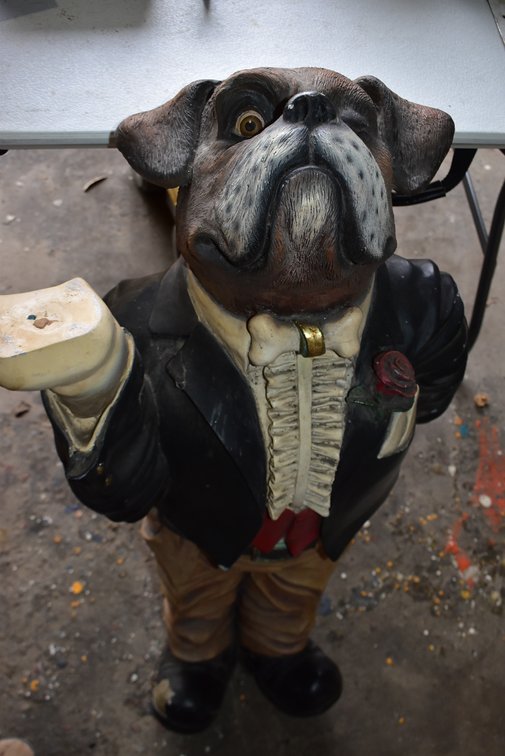 Dog Maitre' D Statue