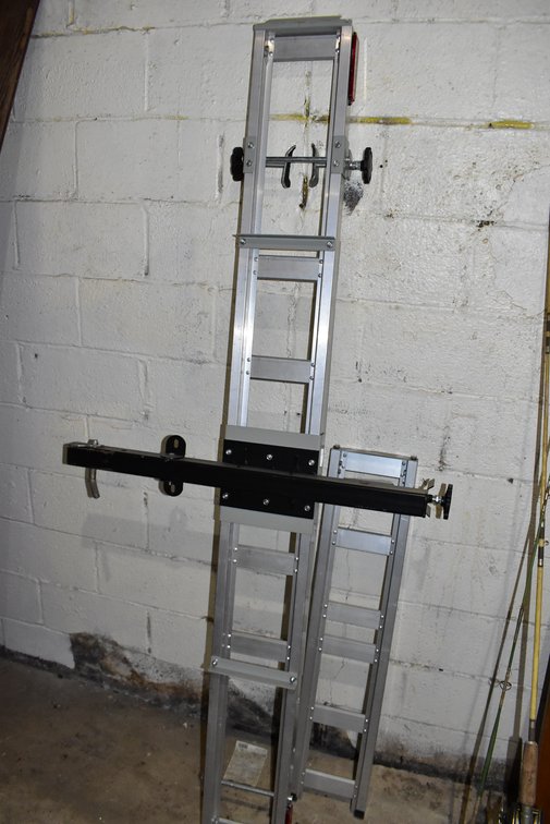Receiver-Mount Motorcycle Carrier