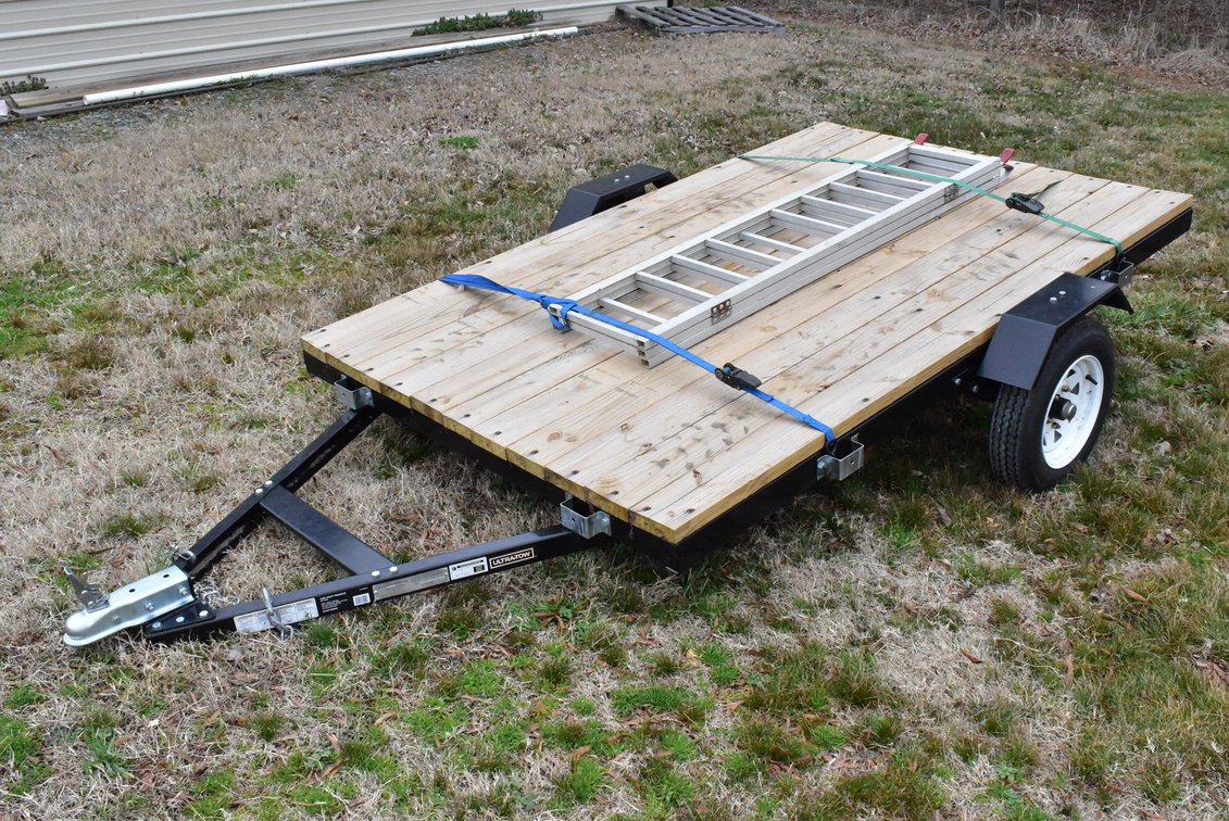 Ultra-Tow Single Axle Trailer w/ Ramps