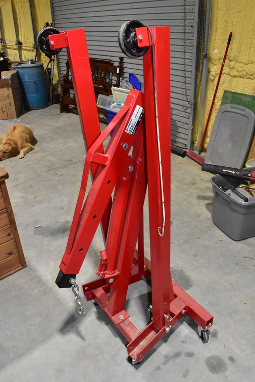 StrongWay 2 Ton Hydraulic Engine Hoist