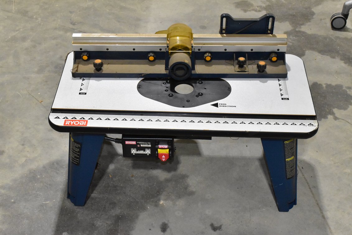 Ryobi A25RT02 Router Table
