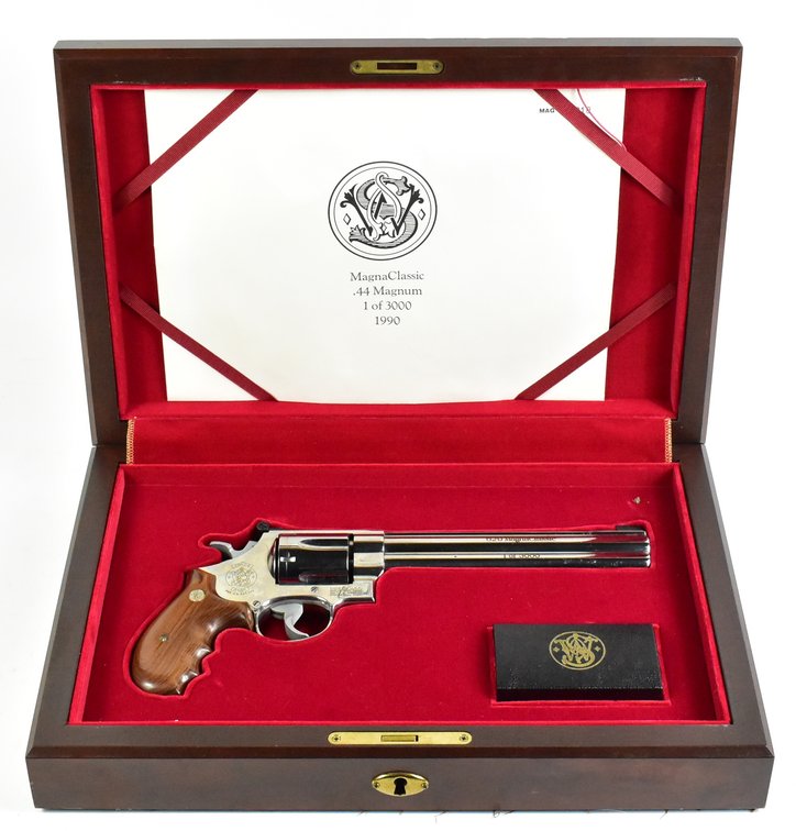 Smith & Wesson 629 MagnaClassic .44 Magnum Revolver Pistol - 1 of 3000
