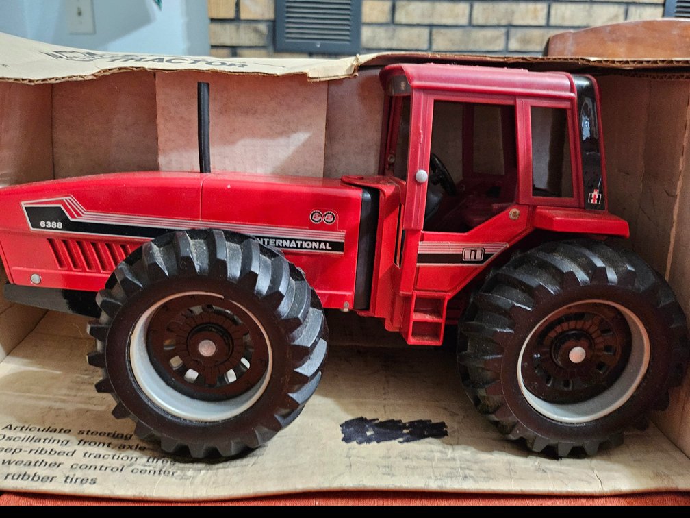6388 International Tractor