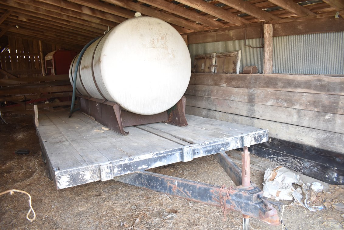 Dual Axle Trailer - Tank Sells Separate - No Title