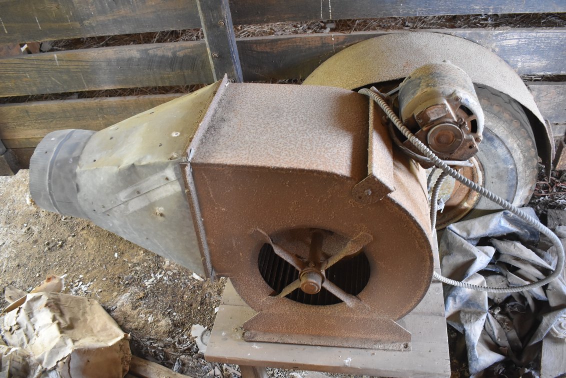 Squirrel Cage Fan w/ Electric Motor