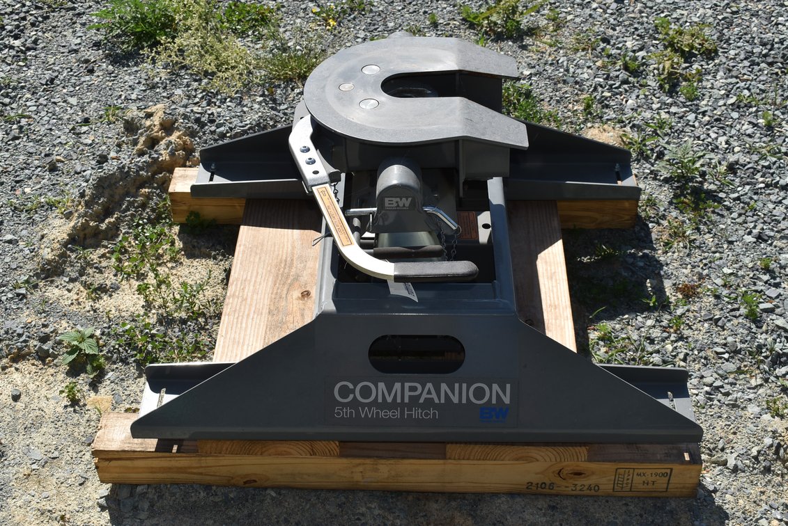 BW Companion 5th Wheel Hitch