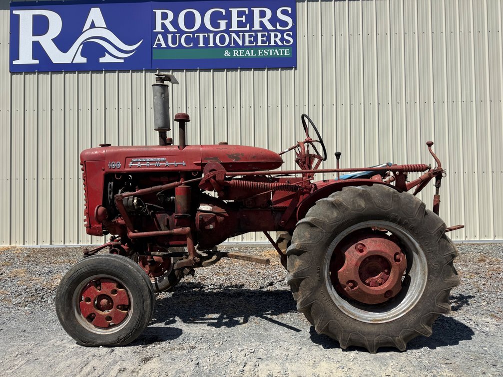 McCormick Farmall 100 Tractor w/ Cultivators *See Video