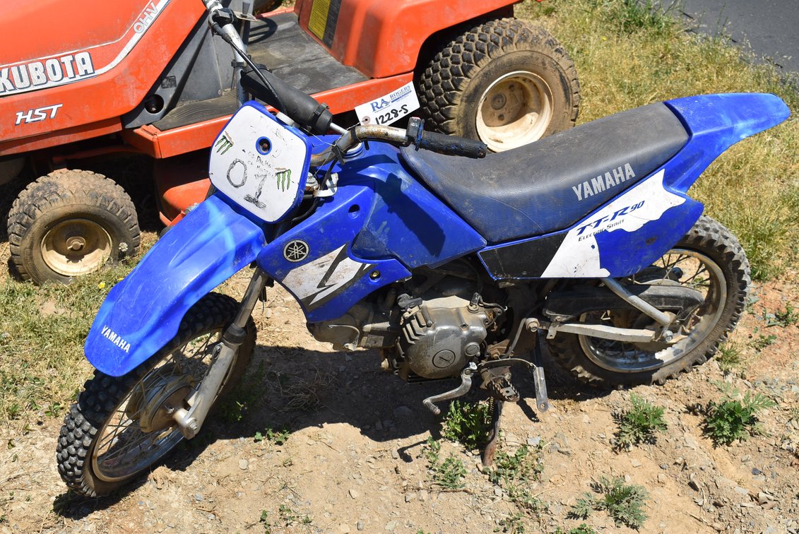 Yamaha TTR 90 Dirt Bike